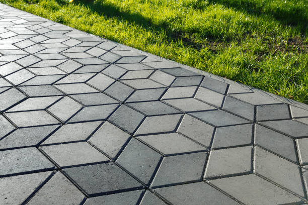 Best Residential Driveway Paver Services  in Baldwinville, MA